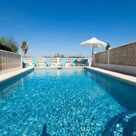 Вилла Leonie, Private Pool, Jacuzzi, 8p Orba