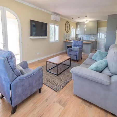 Villa Leonie, Private Pool, Jacuzzi, 8p Orba