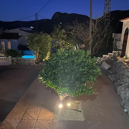 Leonie, Private Pool, Jacuzzi, 8p Villa Orba